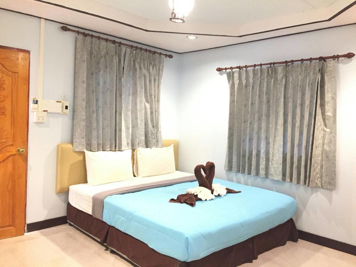 Smile Sunset Resort เกาะหลีเป๊ะ ภายนอก รูปภาพ
