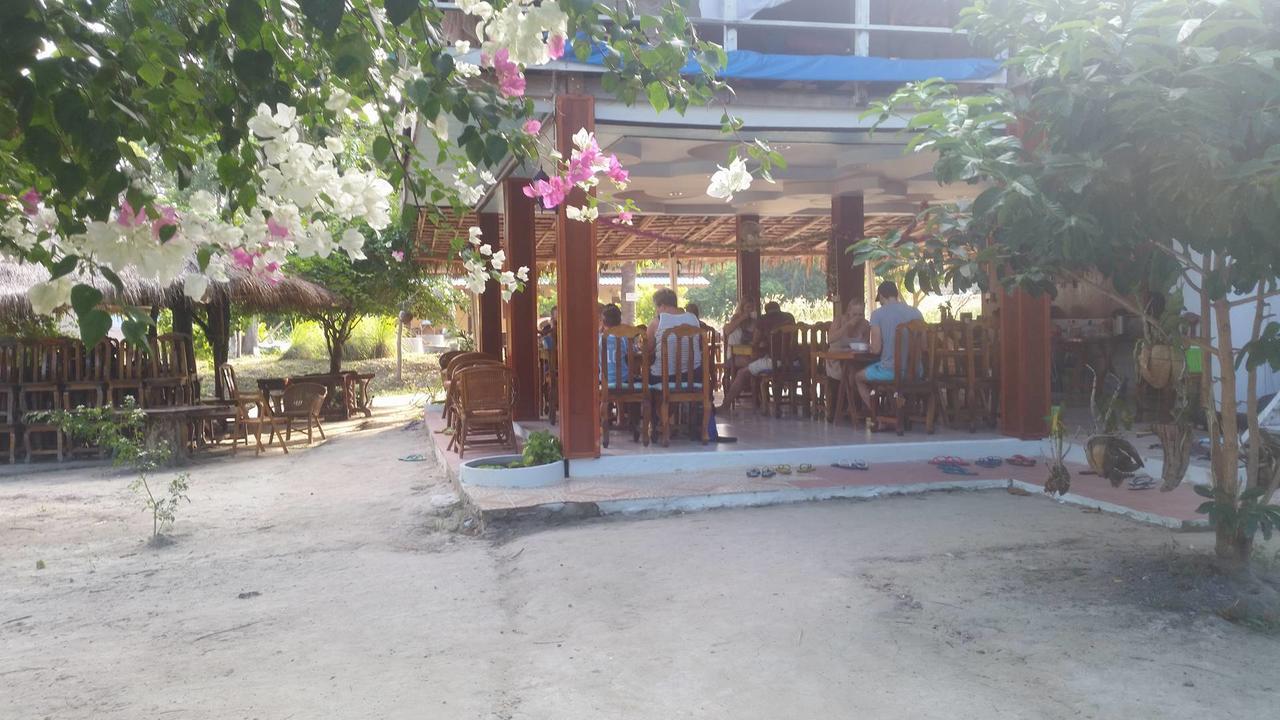 Smile Sunset Resort เกาะหลีเป๊ะ ภายนอก รูปภาพ