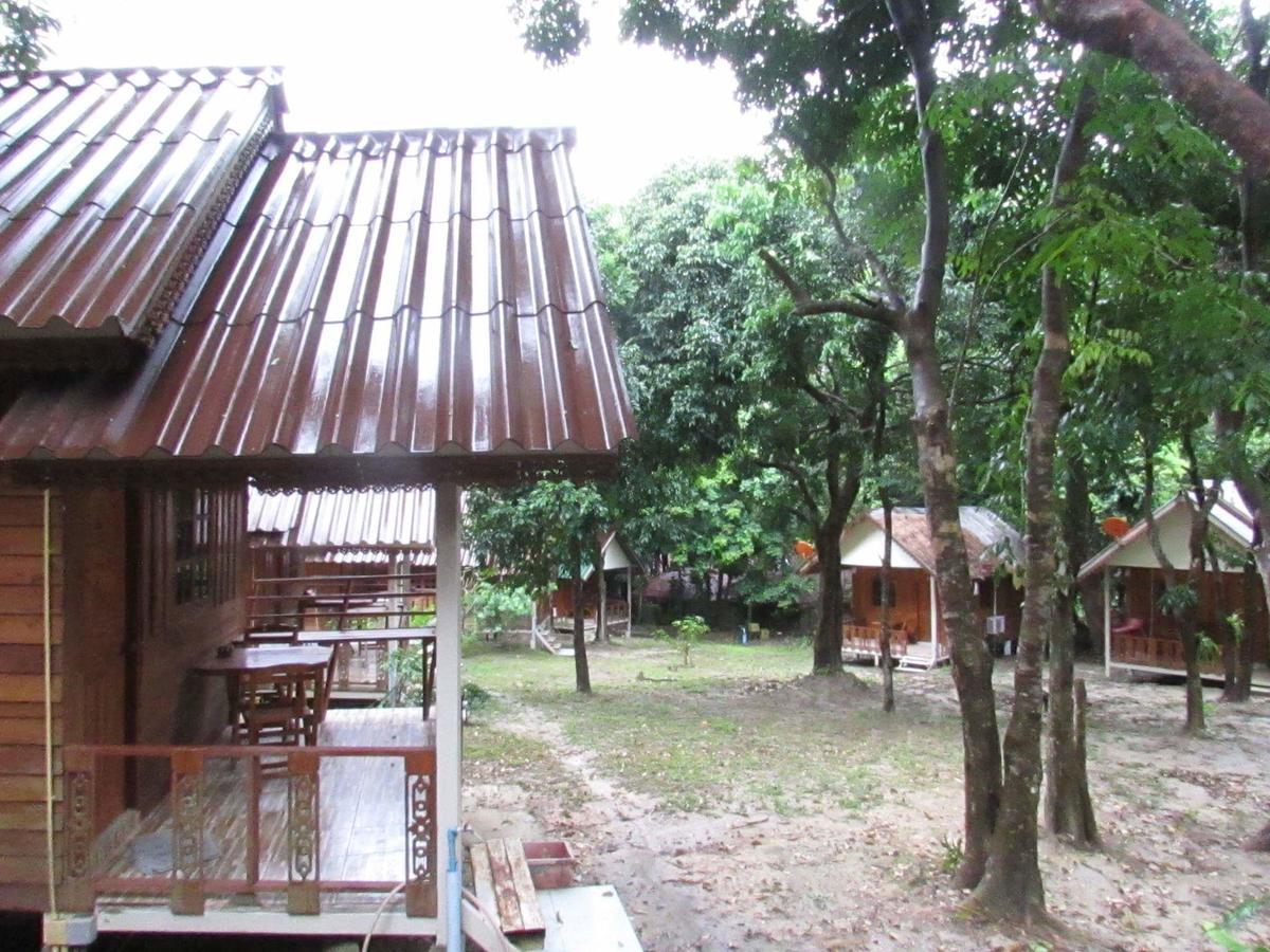 Smile Sunset Resort เกาะหลีเป๊ะ ภายนอก รูปภาพ